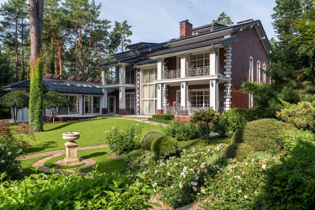 best trees for your yard landscaping